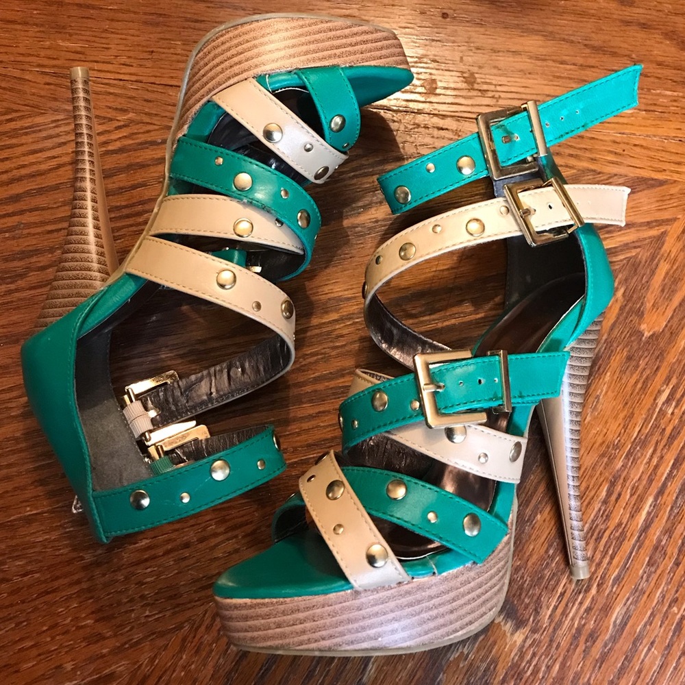 Gorgeous Tan, Teal & Gold Studded Double Ankle Strap High Heels! - Picture 5 of 16